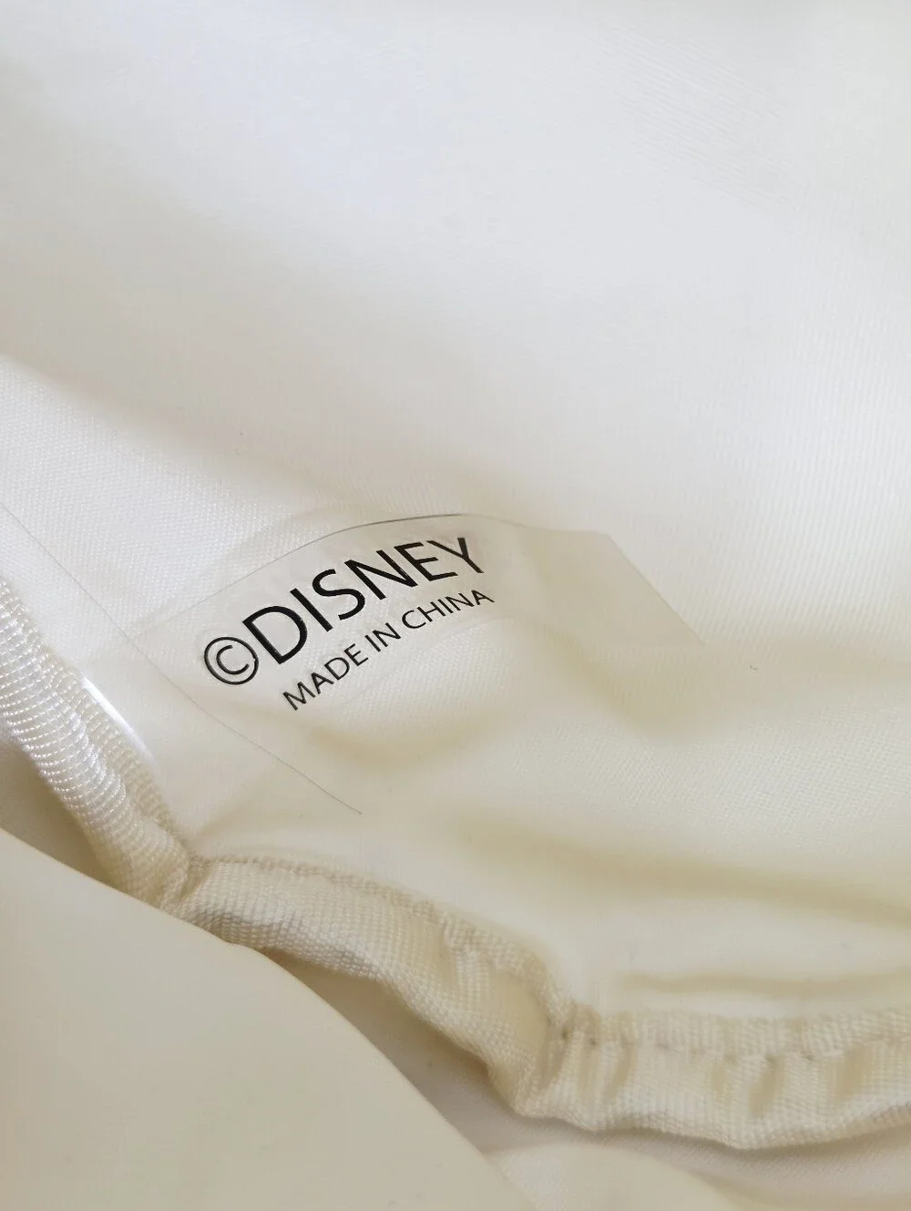 STONEY CLOVER LANE DISNEY SNOW WHITE FAIREST ONE OF ALL FANNY PACK BAG